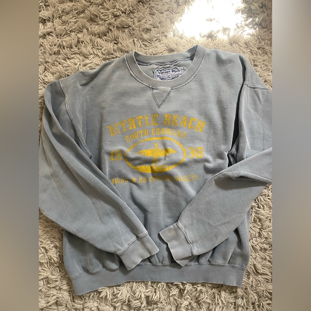 Vintage crew neck